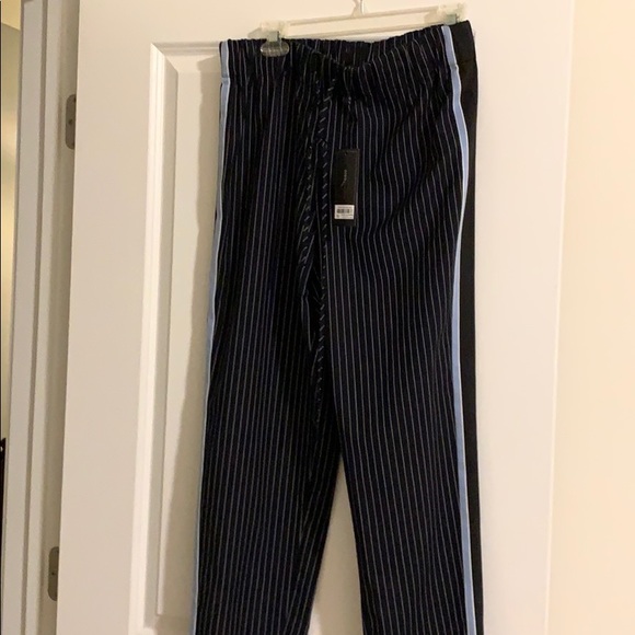 Bcbgmaxazria pinstriped pants - Picture 4 of 4